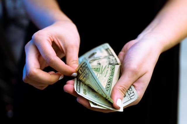 HOW TO SEND MONEY FROM UK TO SRI LANKA-SAFE & CHEAP